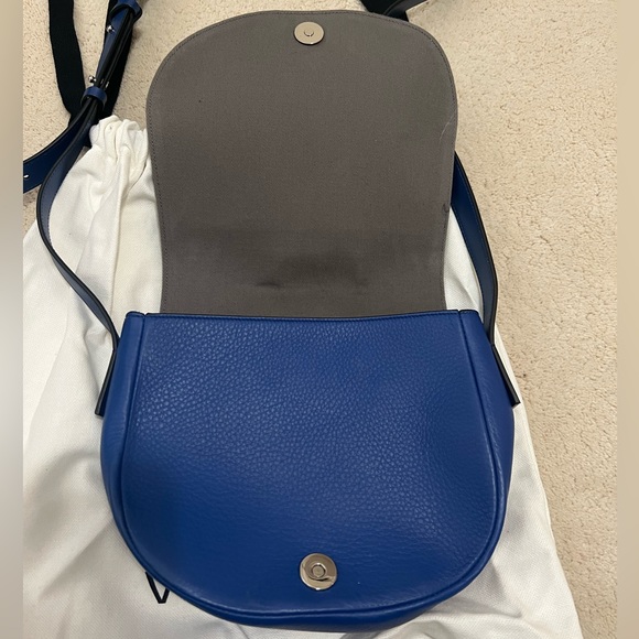 VINCE CROSSBODY BAG - Picture 3 of 4